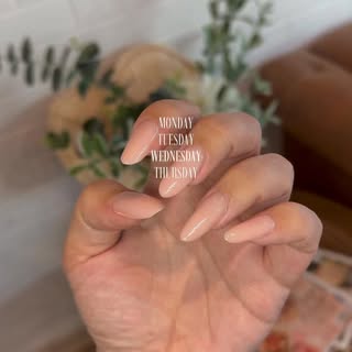 Fresh set nail design in chrome